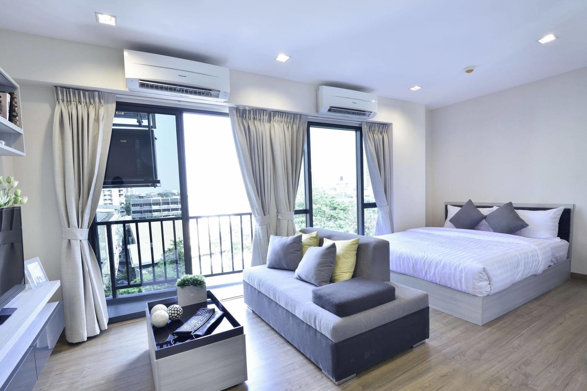 Park 19 Hotel Бангкок Экстерьер фото