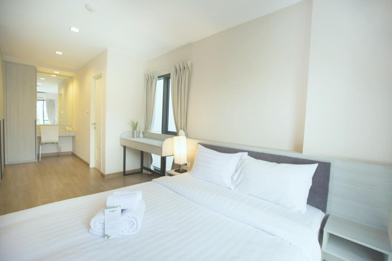 Park 19 Hotel Бангкок Экстерьер фото